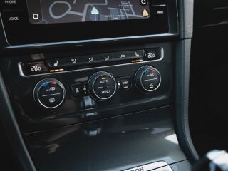 Volkswagen Golf 2.0 110kW