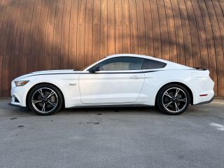 Ford Mustang GT California Special 5.0 V8 324kW