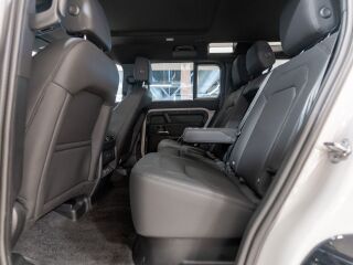 Land Rover Defender X-Dynamic SE 3.0 MHEV 183kW