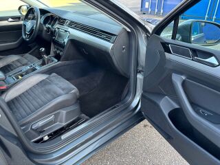 Volkswagen Passat Highline 1.6 TDi 88кВ