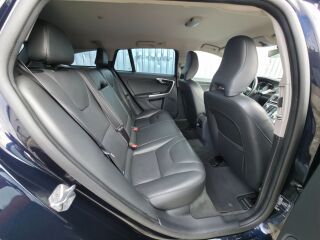 Volvo V60 Summum Magic Blue 2.0 D2 88кВ