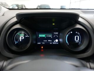 Toyota Yaris Active Plus Dynamic Pakett 1.5 68kW