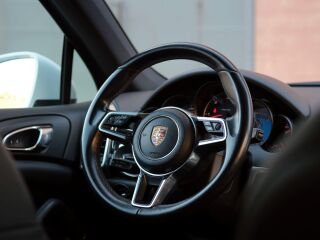 Porsche Cayenne 3.0 V6 TDI 193кВ