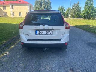 Volvo XC60 2.0 120кВ