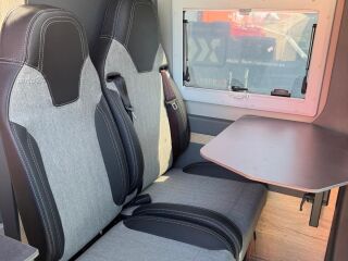 Mercedes-Benz Sprinter 319 CDI 2.0 140kW