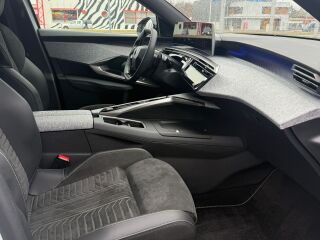 Peugeot 5008 GT 1.2 Hybrid 100kW