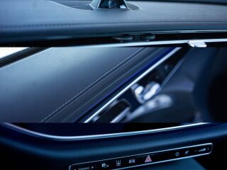Mercedes-Benz E 220 AMG Night Pakett 2.0 145kW