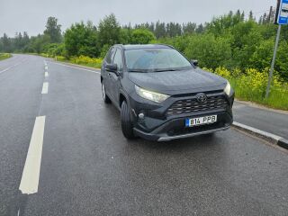 Toyota RAV4 Luxery 2.0 129kW