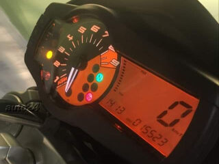 KTM 690 Duke KTM Duke 690 / Akrapovic / stunt-track bi LC4 50kW