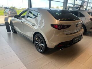 Mazda 3 e Skyactiv-G Centre-line HB 2.5 103kW