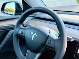 Tesla Model Y Long Range AWD Dual Motor 378kW