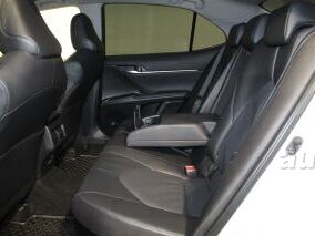 Toyota Camry Luxury Business 2.5 131kW