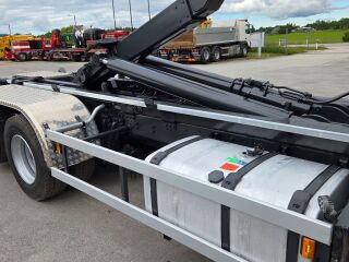 Scania P450 6X2*4 HIAB 211 331kW