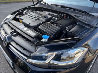 Volkswagen Golf Highline 1.6 TDi 85kW