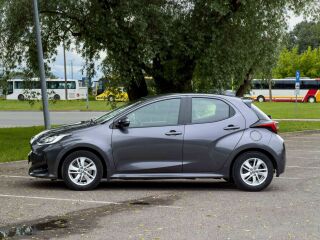 Toyota Yaris Active Plus 1.5 68кВ
