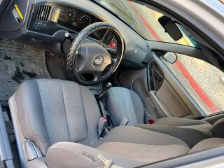 Hyundai Elantra 1.6 77kW