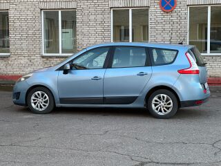 Renault Grand Scenic Long 7 1.9 R4 Diesel 96kW