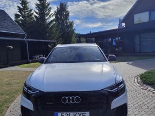 Audi Q8 S-Line 3.0 210кВ