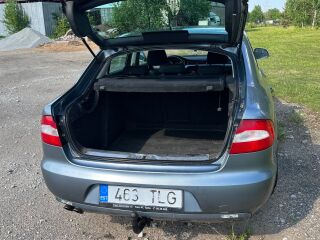 Skoda Superb 2.0 103kW