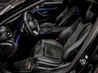 Mercedes-Benz E 300 AMG 4-MATIC 2.0 143kW