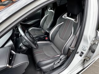 Toyota Corolla GR Sport Hybrid 2.0 112кВ