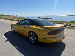 Pontiac Firebird 3.4 119kW