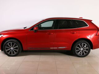 Volvo XC60 AWD INSCRIPTION INTELLI SAFE PRO MY21 2.0 B4 KERS Mild Hybrid 145kW
