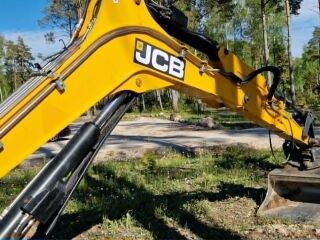 JCB 85 z-1