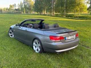 BMW 325 3.0 r6 145kW