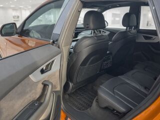 Audi Q8 S line 50 TDI Quattro 3.0 210kW