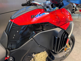 Ducati Multistrada V4 Pikes Peak 125kW