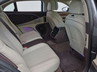 Bentley Flying Spur Bentley V8 PHEV 500kW 4.0 500kW