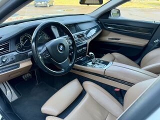 BMW ActiveHybrid 7 4.4 330kW