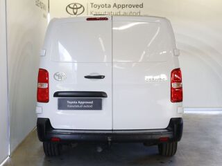 Toyota ProAce Professional Plus 106kW