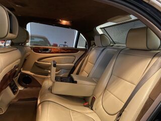 Jaguar XJ L Vanden-Plas 4.2 219kW