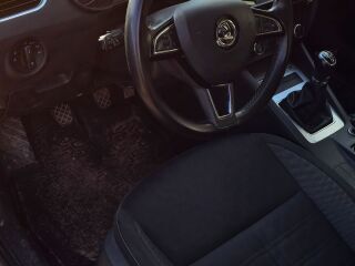 Skoda Octavia Ambition 1.6 85kW