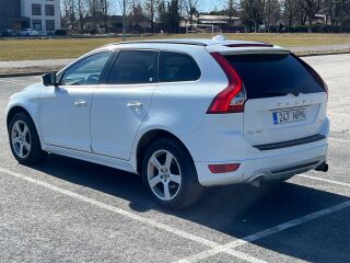 Volvo XC60 R-Design 2.4 129kW