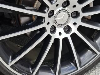 Mercedes-Benz E 220 2.0 143kW