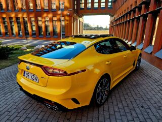 Kia Stinger Sunset Yellow Limited Edition 3.3 V6 BiTurbo 272кВ