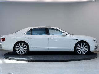 Bentley Flying Spur W12 460kW