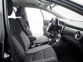 Toyota Auris 1.6 97kW