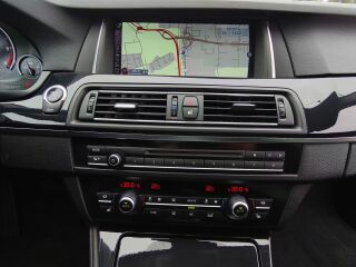 BMW 530 Touring X-DRIVE 3.0 190kW