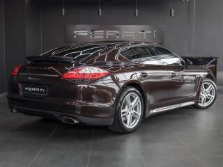Porsche Panamera 4 3.6 220kW