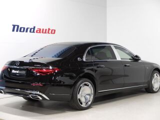 Mercedes-Benz Mercedes-Maybach S 680 4matic 6.0 V12 450kW