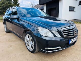 Mercedes-Benz E 200 Elegance 2.1 R4 100kW