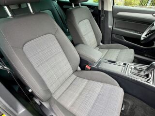 Volkswagen Passat Business Comfort Variant Facelift 1.5 TSI 110kW