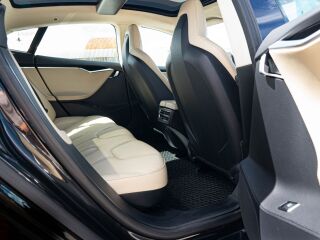 Tesla Model S 85D 270kW 270кВ