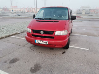 Volkswagen Caravelle 2.4 57kW
