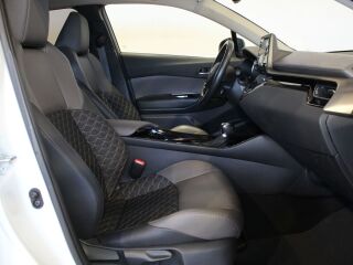 Toyota C-HR Luxury 2.0 112кВ