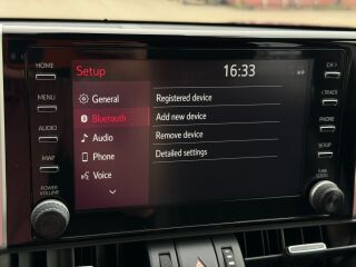 Toyota RAV4 Luxury Plus 2.0 129kW